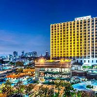 Ramada by Wyndham Bangkok Chaophya Park