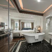 Quoc Hoa Premier Hotel and Spa