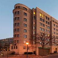 Embassy Suites Alexandria Old Town Hotel