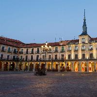 NH Leon Plaza Mayor